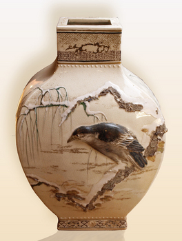 Vase Kosan oiseau noir 1fond beige PR.jpg